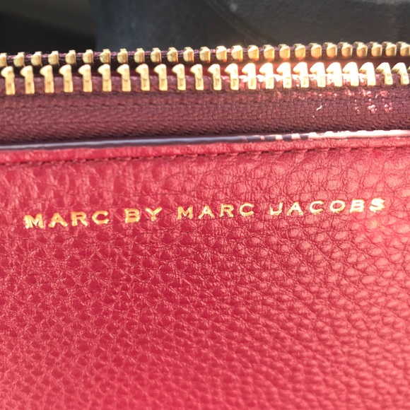 Marc by Marc Jacobs Wallet - Picture 4 of 4
